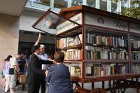 Már az első napon sokan várták a Szolnokon átadott könyvszekeret